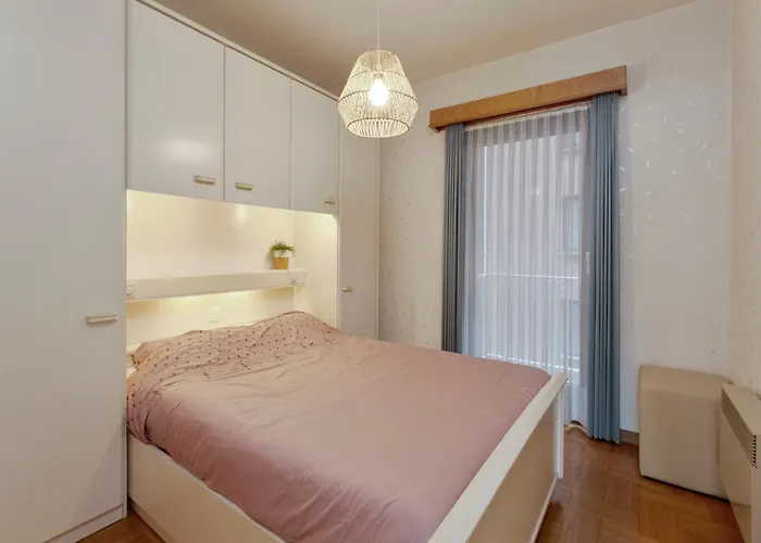 아파트 In Near Belgium Pier *