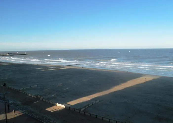 아파트 In Near Belgium Pier *